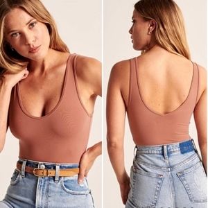 Abercrombie & Fitch Tan Seamless Fabric Tank Bodysuit V Neck Soft Collection XL